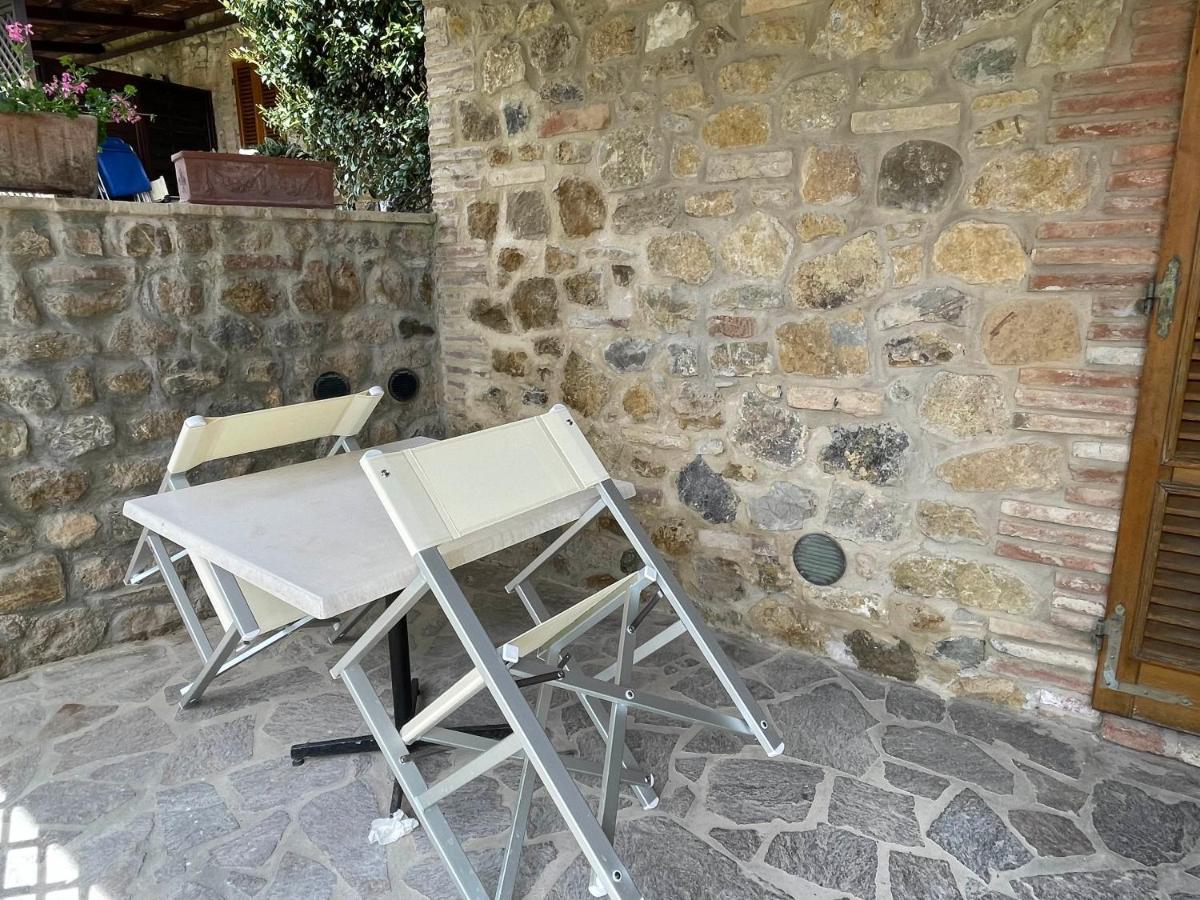 Casa Vacanza Le Case San Gimignano Zewnętrze zdjęcie
