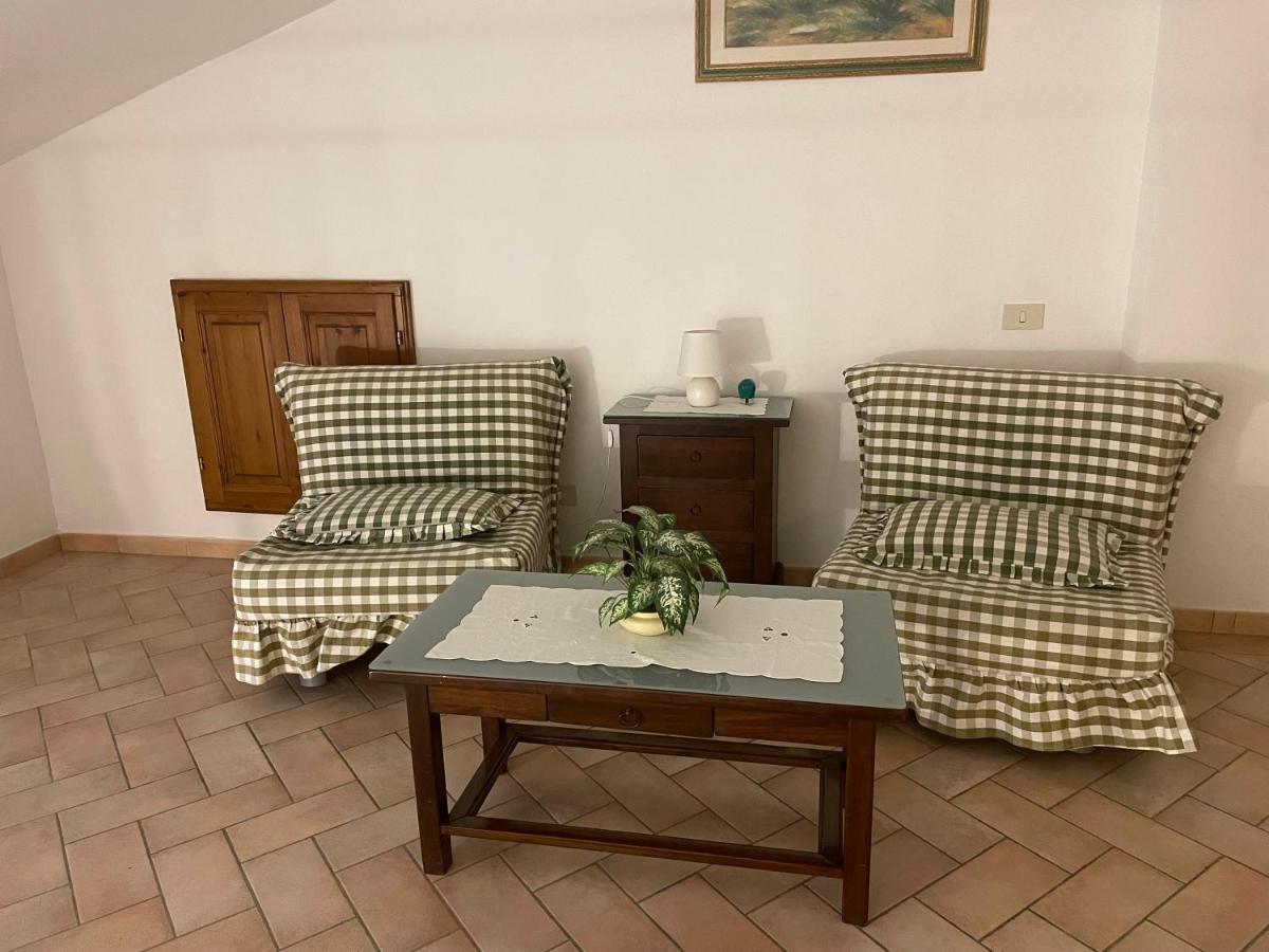 Casa Vacanza Le Case San Gimignano Zewnętrze zdjęcie