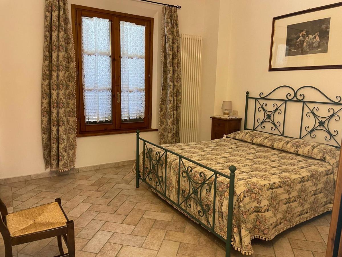 Casa Vacanza Le Case San Gimignano Zewnętrze zdjęcie
