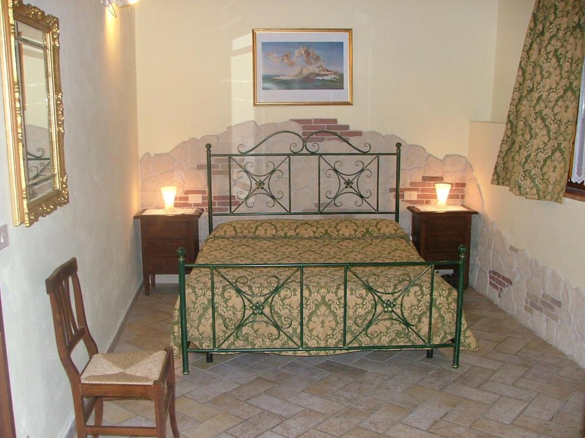 Casa Vacanza Le Case San Gimignano Zewnętrze zdjęcie