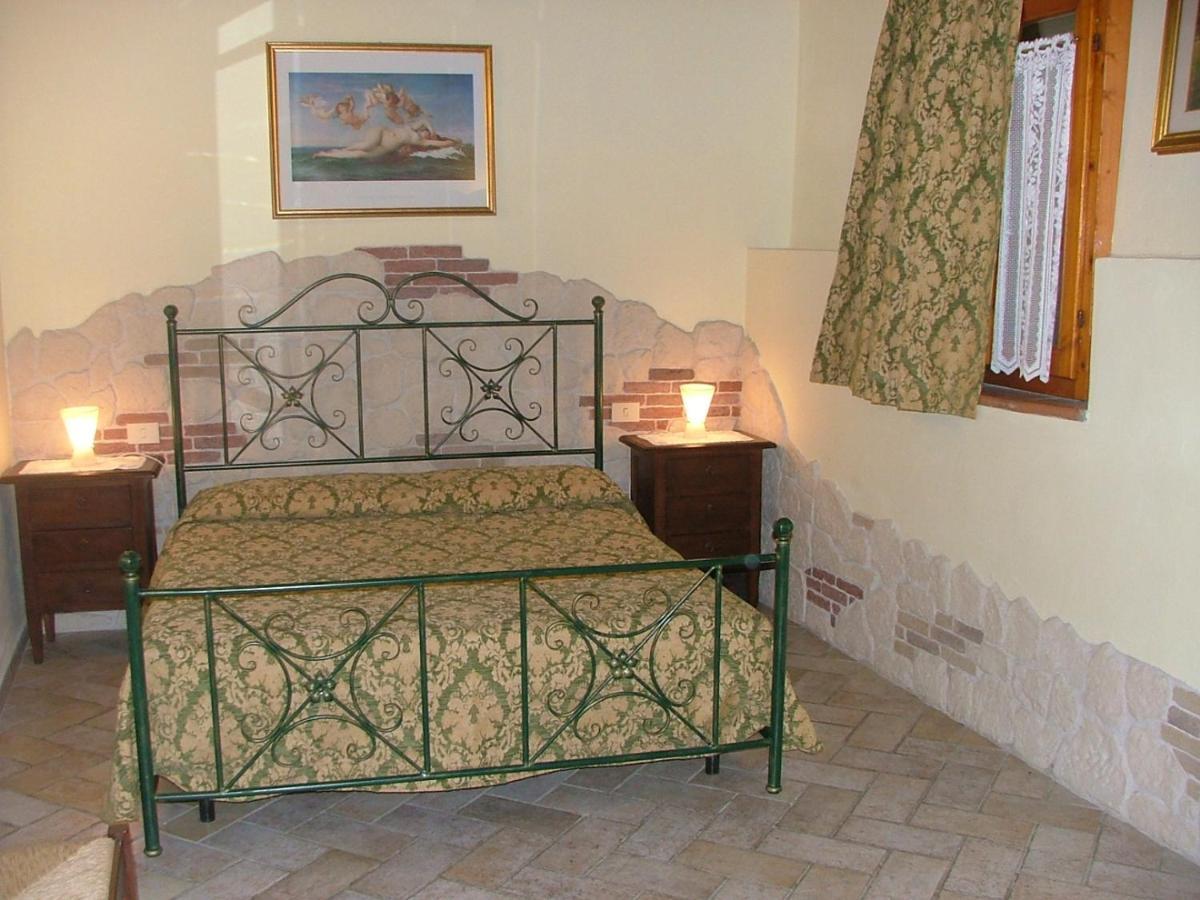 Casa Vacanza Le Case San Gimignano Zewnętrze zdjęcie