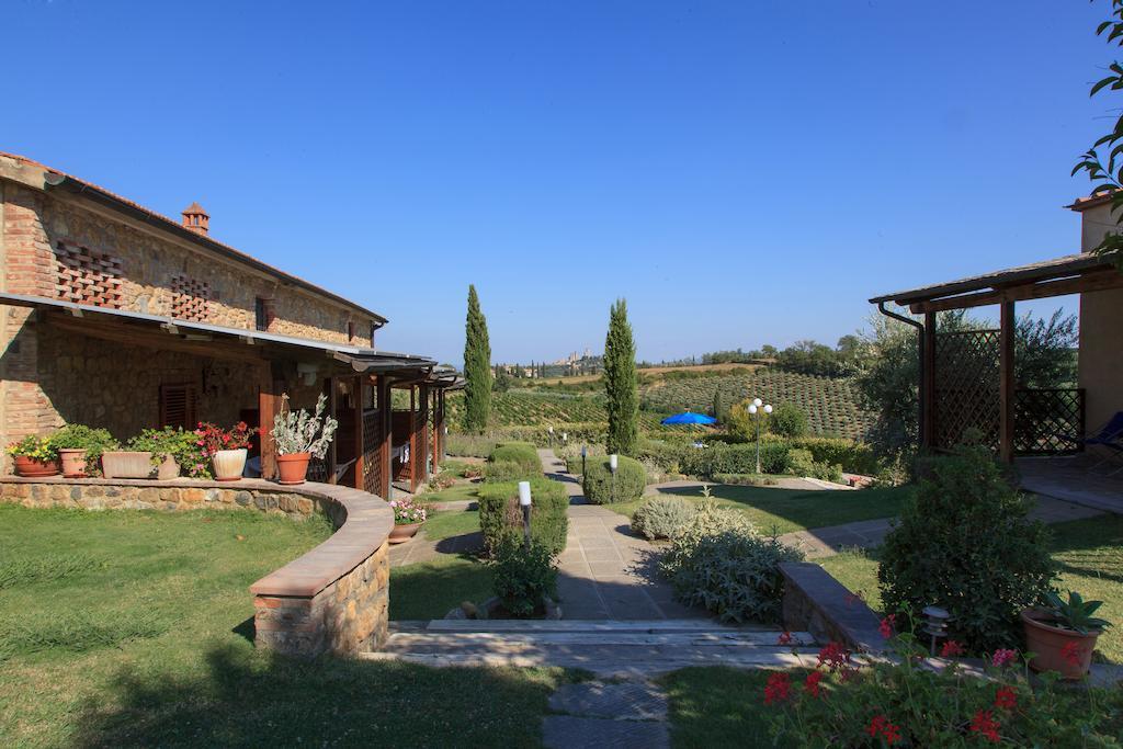 Casa Vacanza Le Case San Gimignano Zewnętrze zdjęcie